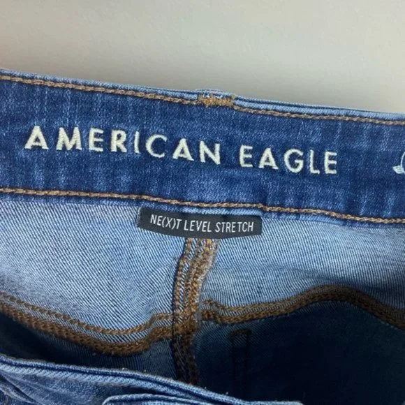 American Eagle Hi-Rise Distressed Jeggings Size 4 X-Short Stretch Denim Jeans - Picture 9 of 10